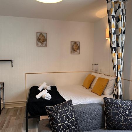 Orleans Centre Proche Gare - Appartement Fonctionnel Residence Calme Parking Prive Gratuit - Le Central Elegance 외부 사진
