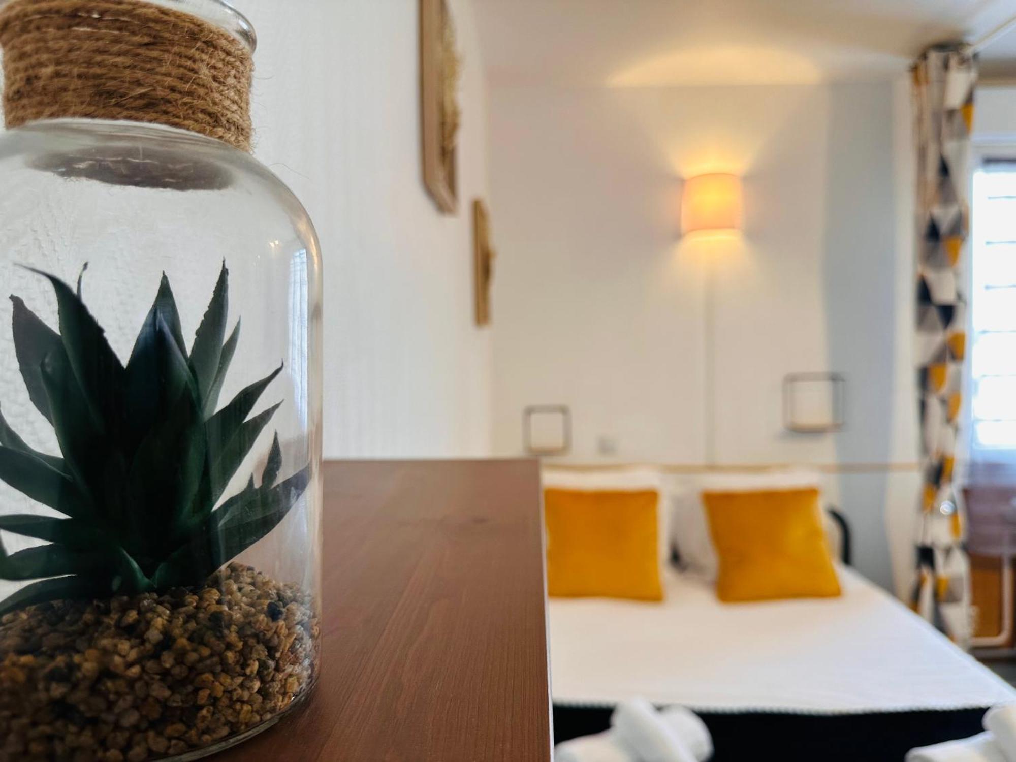 Orleans Centre Proche Gare - Appartement Fonctionnel Residence Calme Parking Prive Gratuit - Le Central Elegance 외부 사진