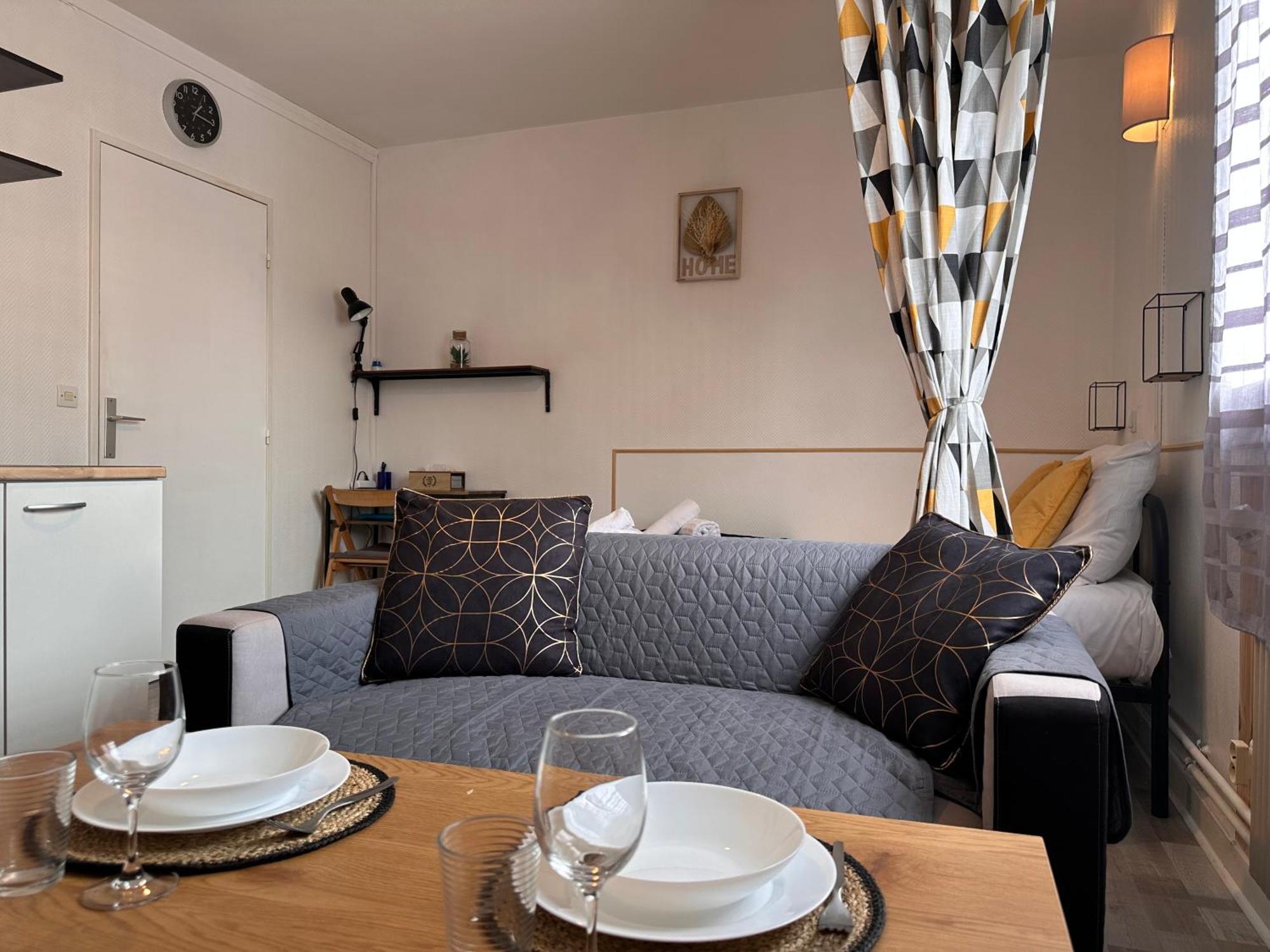Orleans Centre Proche Gare - Appartement Fonctionnel Residence Calme Parking Prive Gratuit - Le Central Elegance 외부 사진